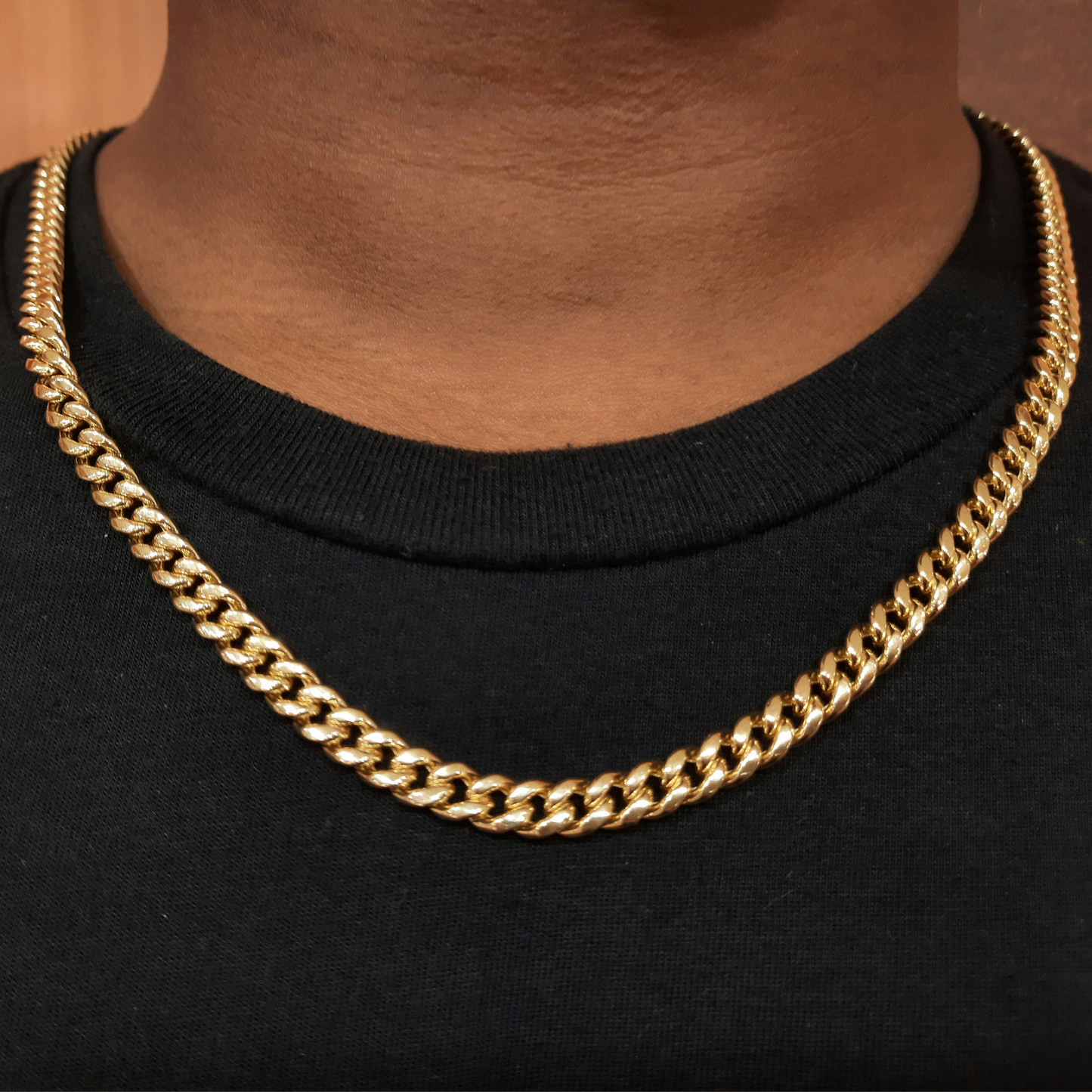 Noir Alloy Cuban Link Necklace – Stainless Steel