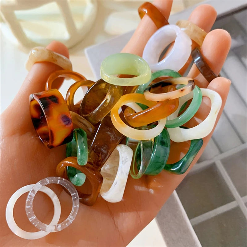 Noir Alloy Bohemian Resin Ring Set – 30-Piece Dopamine Collection