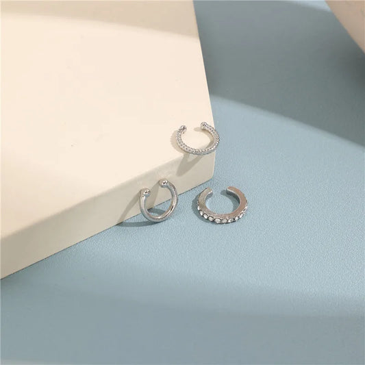 Noir Alloy Ear Cuffs – Sleek Non-Piercing Statement Jewelry